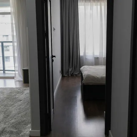 Oasis Premium 1 *
